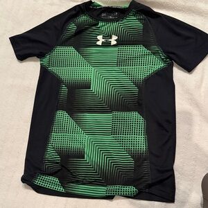 Under Armour Black and Green Graphic T-Shirt